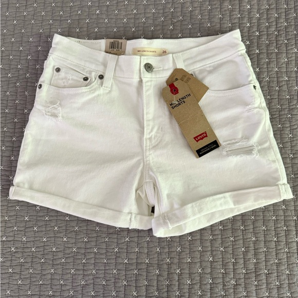 NWT LEVI'S WHITE DENIM SHORTS - Picture 7 of 8